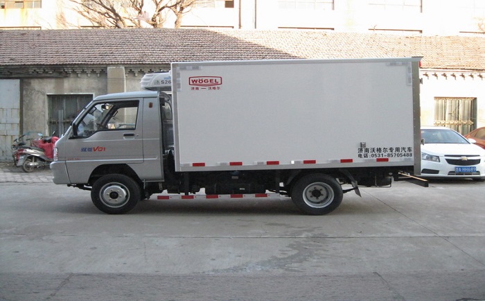 小型冷藏车，福田驭菱（后双轮）冷藏车