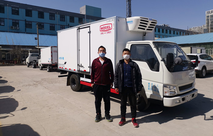 【山东潍坊】恭喜李经理提江铃顺达小型冷藏车