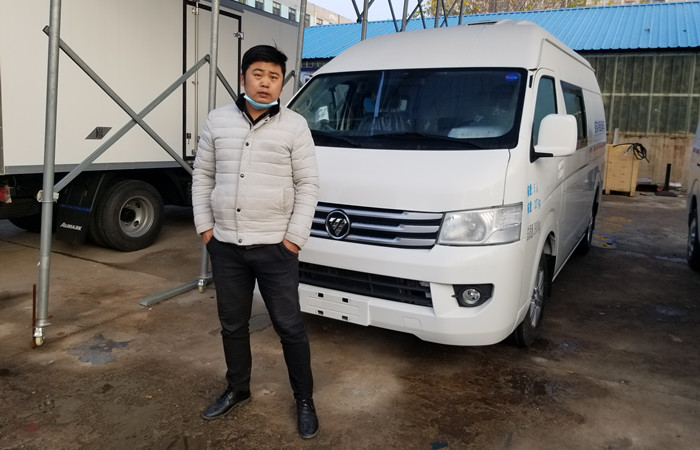 【山东临沂】恭喜王经理提福田风景G7小型冷藏车！
