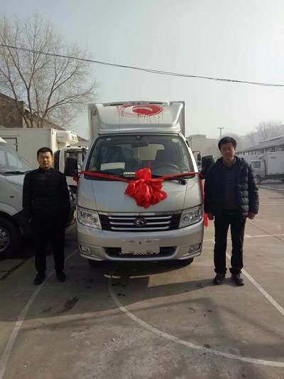 小型冷藏车